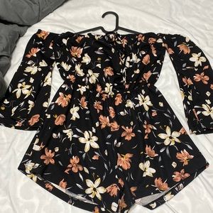 SHEIN VCAY Floral Print Knot Front Off The Shoulder Romper